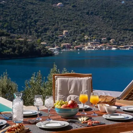 Zoe - Direct Sea Access Live Scenery At Sivota (Lefkada)