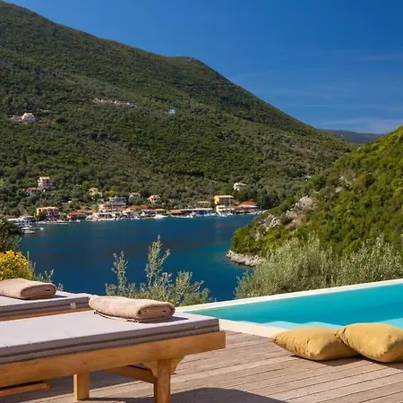 Villa Zoe - Direct Sea Access Live Scenery At Sivota (Lefkada)