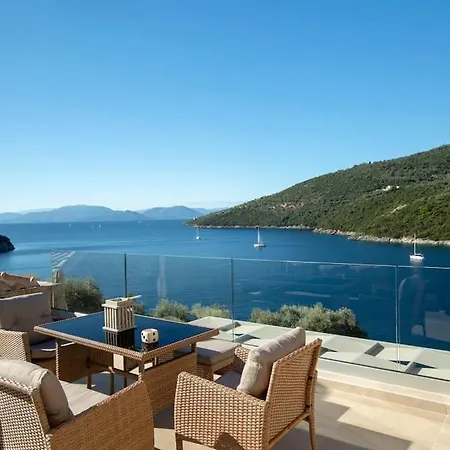 Villa Zoe - Direct Sea Access Live Scenery At Sivota (Lefkada)