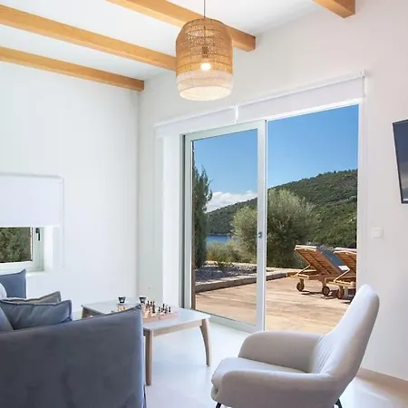 Zoe - Direct Sea Access Live Scenery At Sivota (Lefkada)