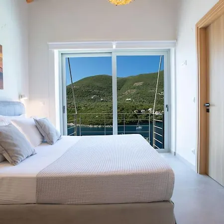 Villa Zoe - Direct Sea Access Live Scenery At Sivota (Lefkada)