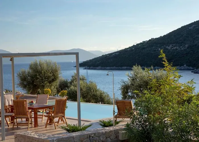 Zoe - Direct Sea Access Live Scenery At Villa *