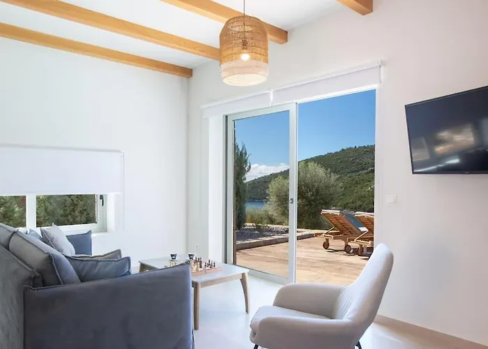 Zoe - Direct Sea Access Live Scenery At Sivota