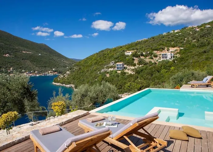 Villa Zoe - Direct Sea Access Live Scenery At *