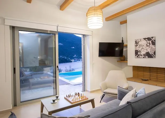 Villa Zoe - Direct Sea Access Live Scenery At *